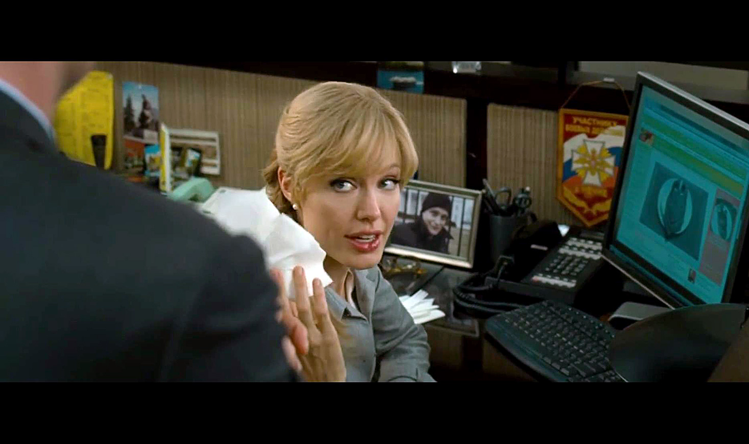 Salt. / Screenshot from film